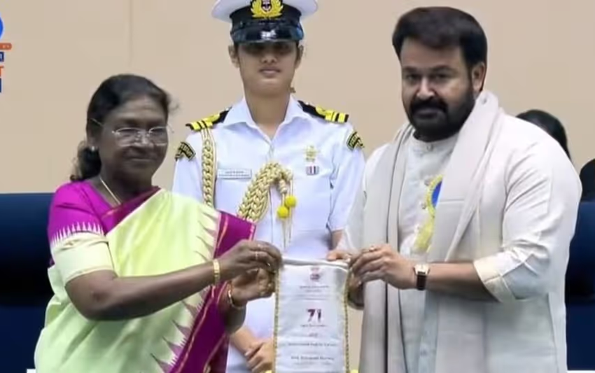  ദേശീയ പുരസ്കാര വേദിയിലും വിസ്‌മയമായി  മോഹന്‍ലാല്‍, രാഷ്ട്രപതി ദ്രൗപതി മുർമുവില്‍നിന്ന് ദാദാസാഹേബ് ഫാൽക്കേ പുരസ്കാരം ഏറ്റുവാങ്ങി