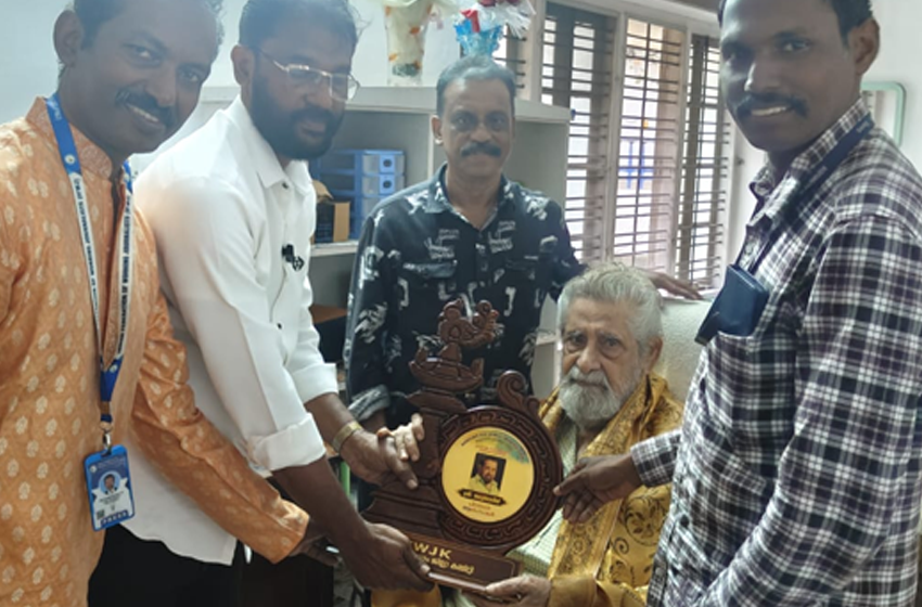  ഫെഡറേഷൻ ഓഫ് വർക്കിംഗ് ജേര്ണലിസ്റ് തിരുവനന്തപുരം ജില്ലാ പ്രവർത്തകർ  പ്രശസ്ത നടൻ മധുവിനെ ആദരിച്ചു