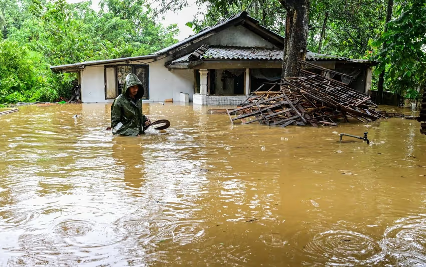  “ഓപ്പറേഷൻ സാഗർ ബന്ധു” ശ്രീലങ്കയിൽ: ദിത്വ ചുഴലിക്കാറ്റ് ദുരന്തത്തിൽ ഇന്ത്യയുടെ അടിയന്തര സഹായം