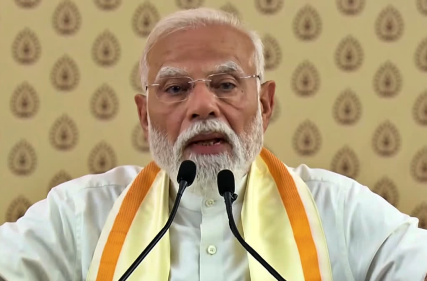  വികസനക്കുതിപ്പുമായി പ്രധാനമന്ത്രി കൊച്ചിയിൽ: 10,800 കോടി രൂപയുടെ പദ്ധതികൾ സമർപ്പിച്ചു