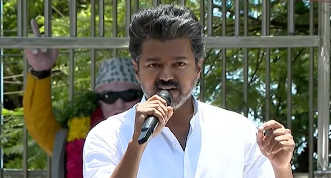  സൗജന്യ സിലിണ്ടർ, തൊഴിൽരഹിതർക്ക് 4000 രൂപ; വിപ്ലവകരമായ പ്രഖ്യാപനങ്ങളുമായി ടി.വി.കെ. പ്രകടനപത്രിക