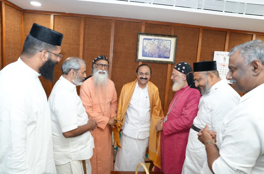  നിയമസഭയിൽ കൂടിക്കാഴ്ച നടത്തി മലങ്കര ഓർത്തഡോക്സ് സഭാ നേതൃത്വം; മുഖ്യമന്ത്രി വി.ഡി.സതീശന് ആശംസകൾ നേർന്നു